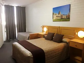 Goulburn Motor Inn - Room