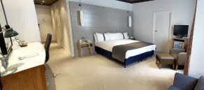 Holiday Inn Peterborough West by IHG - Room