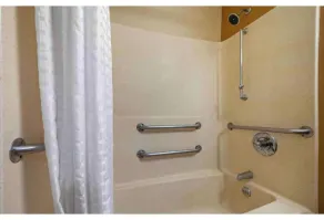Studio 6 Suites Greenville, SC - Haywood Mall - Badrum