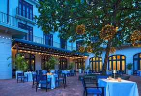 Santarena Hotel at Las Catalinas - Restaurant