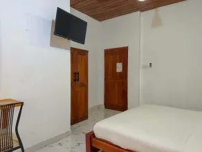 Elepath Lodge Pinnawala - Chambre