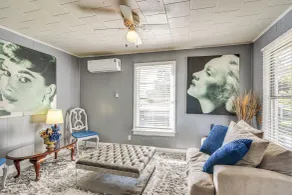 Near Sabine Lake & Refineries: Pet-friendly Apt - Interiör