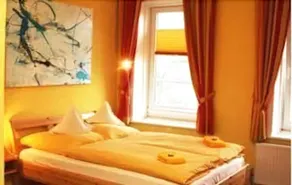 Hotel zur alten Stadtmauer - Room