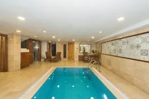 Darkmen Hotel - Pool