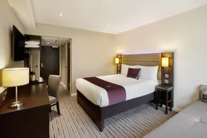 Premier Inn Manchester - Swinton - Camera