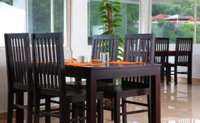 Pine Tree Munnar - Restaurant