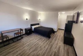 The Hastings Inn Salina - Room