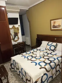 Hostal Sonsoles - Habitación