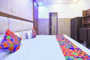 FabHotel City Walk - Zimmer