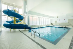 Holiday Inn Express & Suites Edmonton N - St Albert by IHG - Piscine