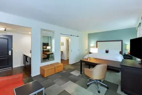 Hampton Inn & Suites by Hilton Houston North IAH - Chambre