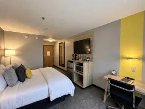 Super 8 by Wyndham Irving DFW Airport/South - Quarto