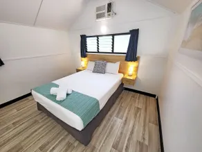 Ellis Beach Oceanfront Holiday Park - Room
