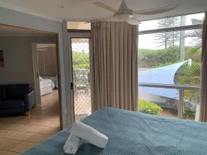 Northpoint Holiday Apartments - Room