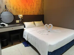 Japan Luna Hotel Binh Duong -BAYLUXURY - Camera