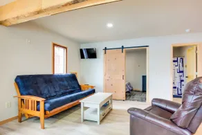 Waterfront Wisconsin Cabin: Private Dock, Fire Pit - Intérieur