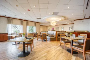Holiday Inn Plainview-Long Island by IHG - Restaurant