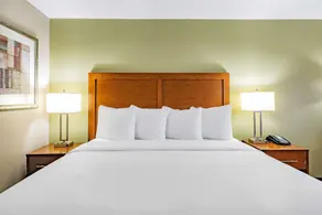 Baymont by Wyndham Gurnee - Chambre