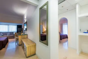 Summit Hotel - Chambre