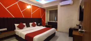 Hotel Avadh Palace, Subhash Bridge, RTO Circle, Ahmedabad - Chambre