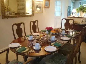 Stone House Bed and Breakfast - Restaurant