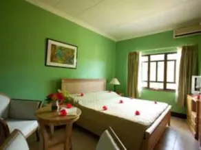 Gregoire's Apartment - Room