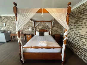 Sir Francis Drake - Habitación