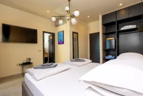 East Coast Deluxe Rooms - Room