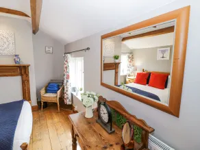 The Cottage - Room