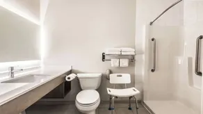 Holiday Inn Express & Suites-Regina-South by IHG - Salle de bain