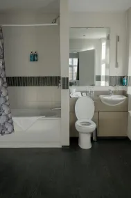 Fairway Inn - Baño