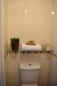 The Spinney - Bathroom