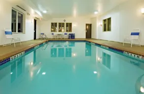 Holiday Inn Express & Suites Childress by IHG - Piscine