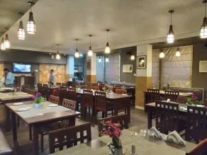 Hotel Centre Point Tezpur - Restaurant