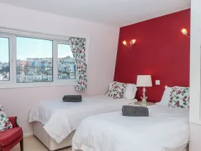 Blue Horizon - Room