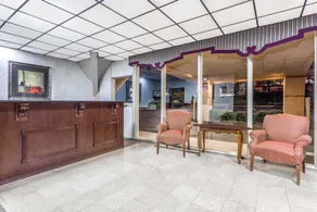 Howard Johnson by Wyndham Athens - Hall
