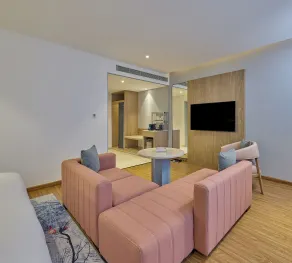 ICONIQA Hotel Mumbai International Airport - Room
