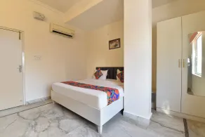 FabHotel Mansarovar Retreat - Værelse