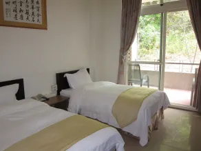 Zen and Pine Resort - Room