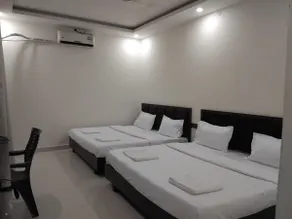Sri Ram Janki Palace - Room
