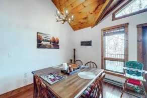 1 Mi to Beech Mtn Skiing: Family Cabin w/ Fire Pit - Interiør
