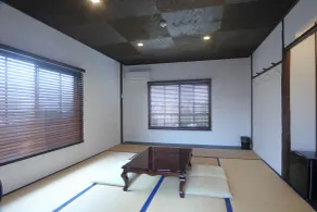 Umekiya - Camera