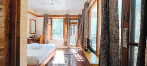 Tirthan Grand Riverside - Rom