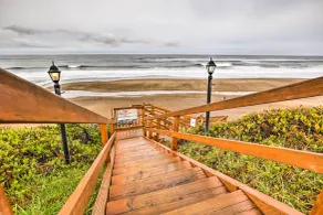 Beachfront Lincoln City Condo-Patio & Pool Access! - Innenbereich
