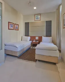 Elphinstone Hotel - Room