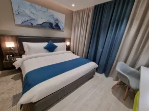 Citadines Al Ghubrah Muscat - Room