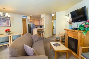 Icicle Village Resort - Room