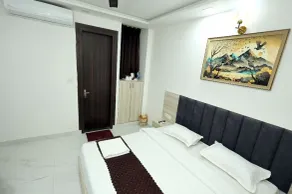 Hotel Finch Grand by Revaantra - Chambre