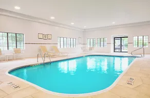 Staybridge Suites Peoria Downtown by IHG - Basseng