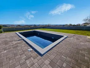 Charming Holiday House in Ljubač With Private Pool and Mountain Views - Piscina